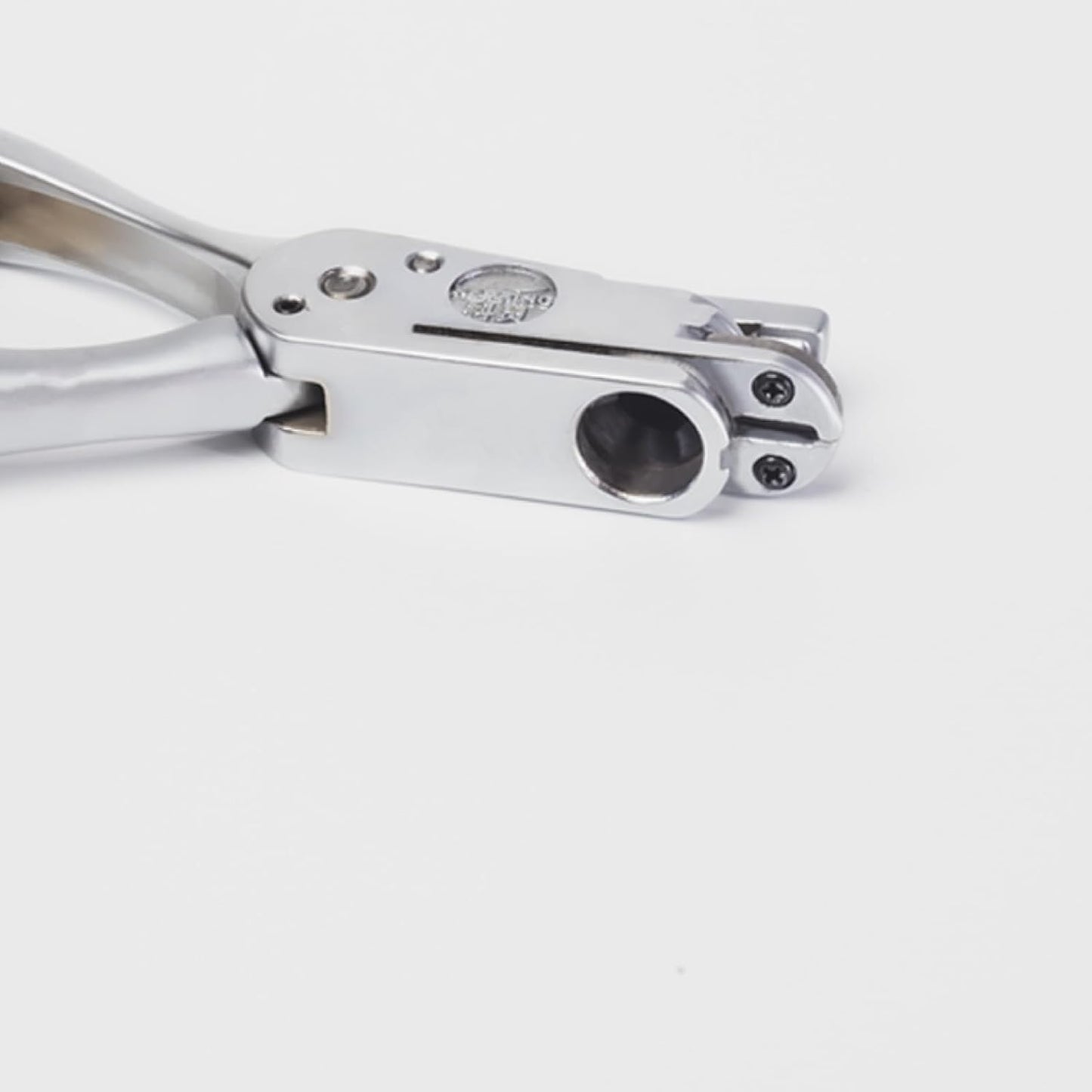 UK Pattern Notcher 1/4 x 1/16inch, 13.5mm Circular Holes Cutting, Stainless Steel