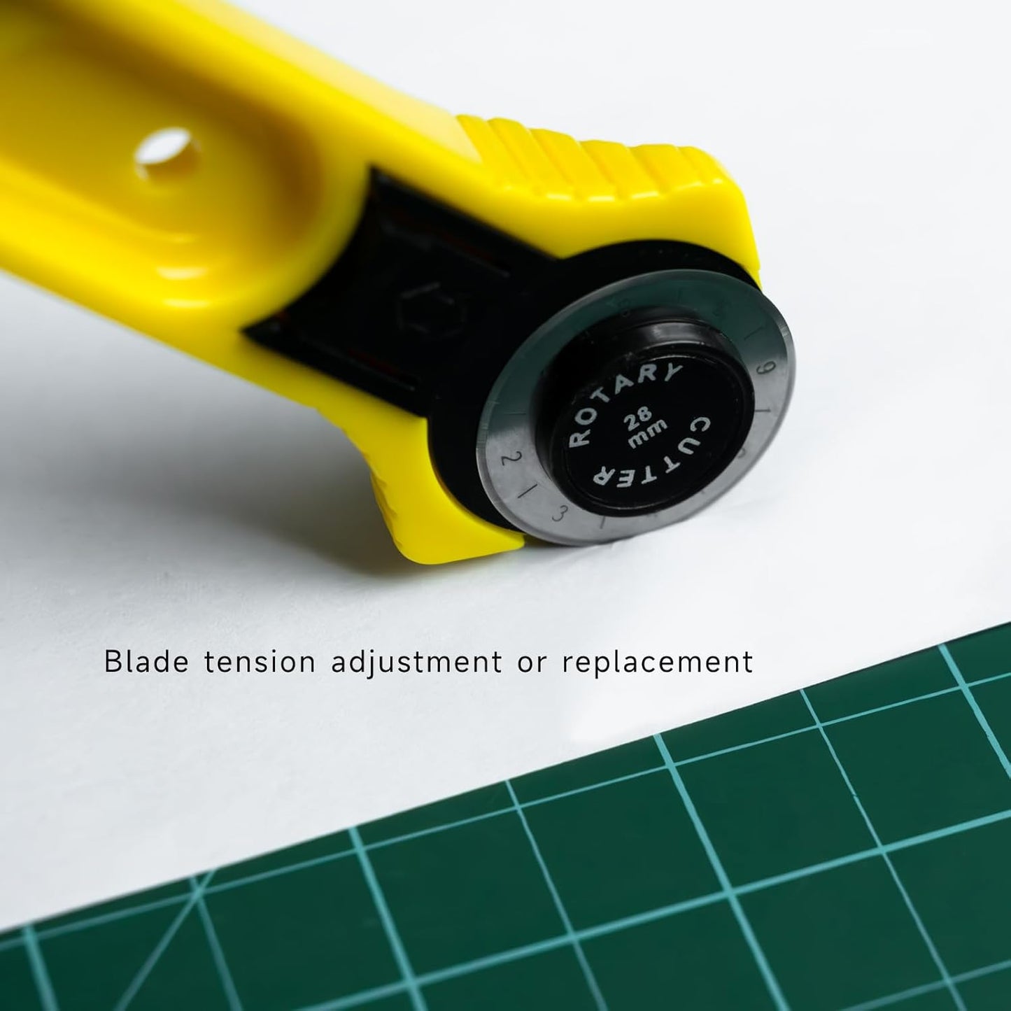 UK Rotary Cutter for Fabric, Precision Cloth Cutting Tool